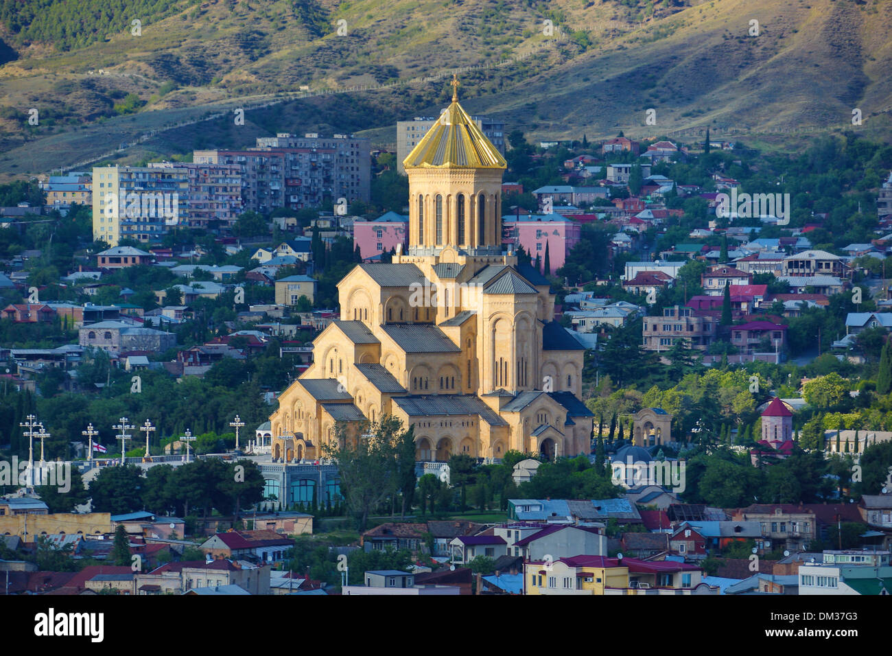Sameba, Tbilisi, architettura, cattedrale, città, downtown, Georgia, nel Caucaso, Eurasia, tramonto, turistica, viaggi, chiesa Foto Stock