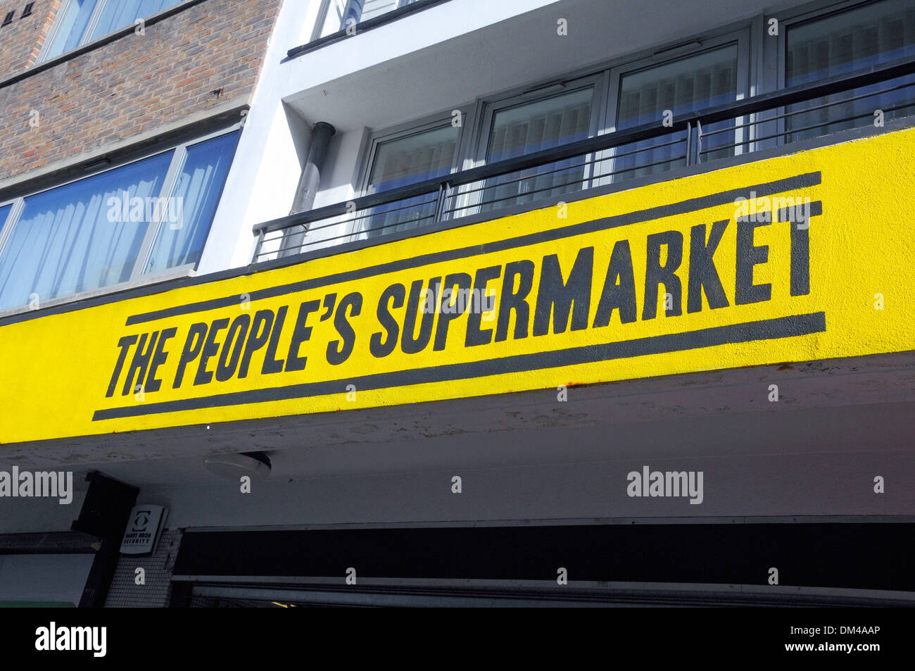 Il popolo del supermercato, agnello, Conduit Street, Bloomsbury Londra Inghilterra REGNO UNITO Foto Stock