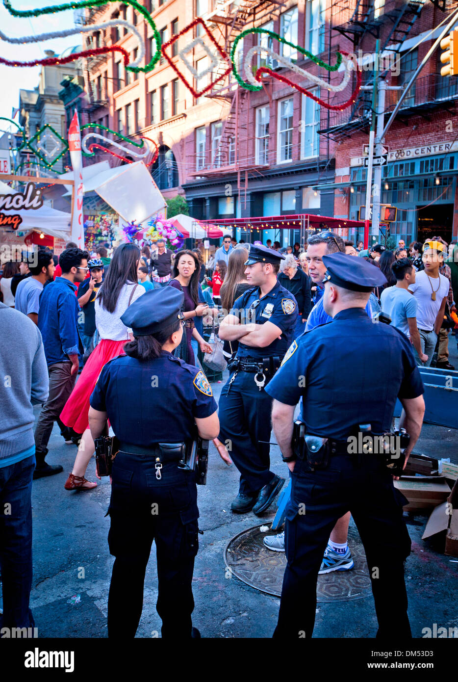 NEW YORK, NY - sett 22: Little Italy su Mulberry St. durante la festa di San Gennaro il 22 settembre 2013 a New York City. Foto Stock