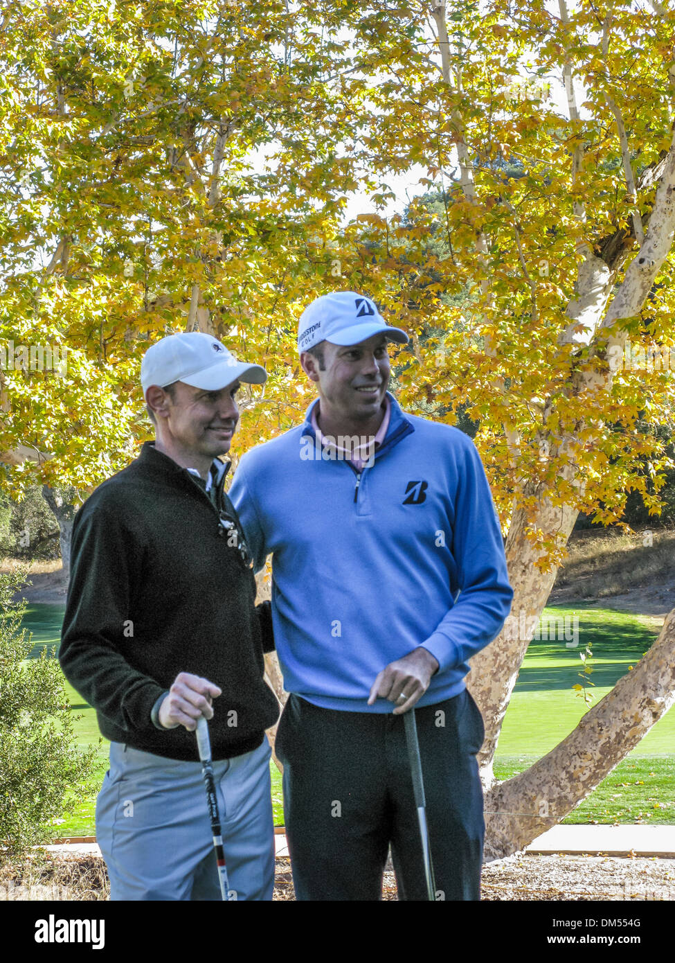 Matt Kuchar pone con un compagno di squadra al 2013 Northwestern sfida reciproca Foto Stock