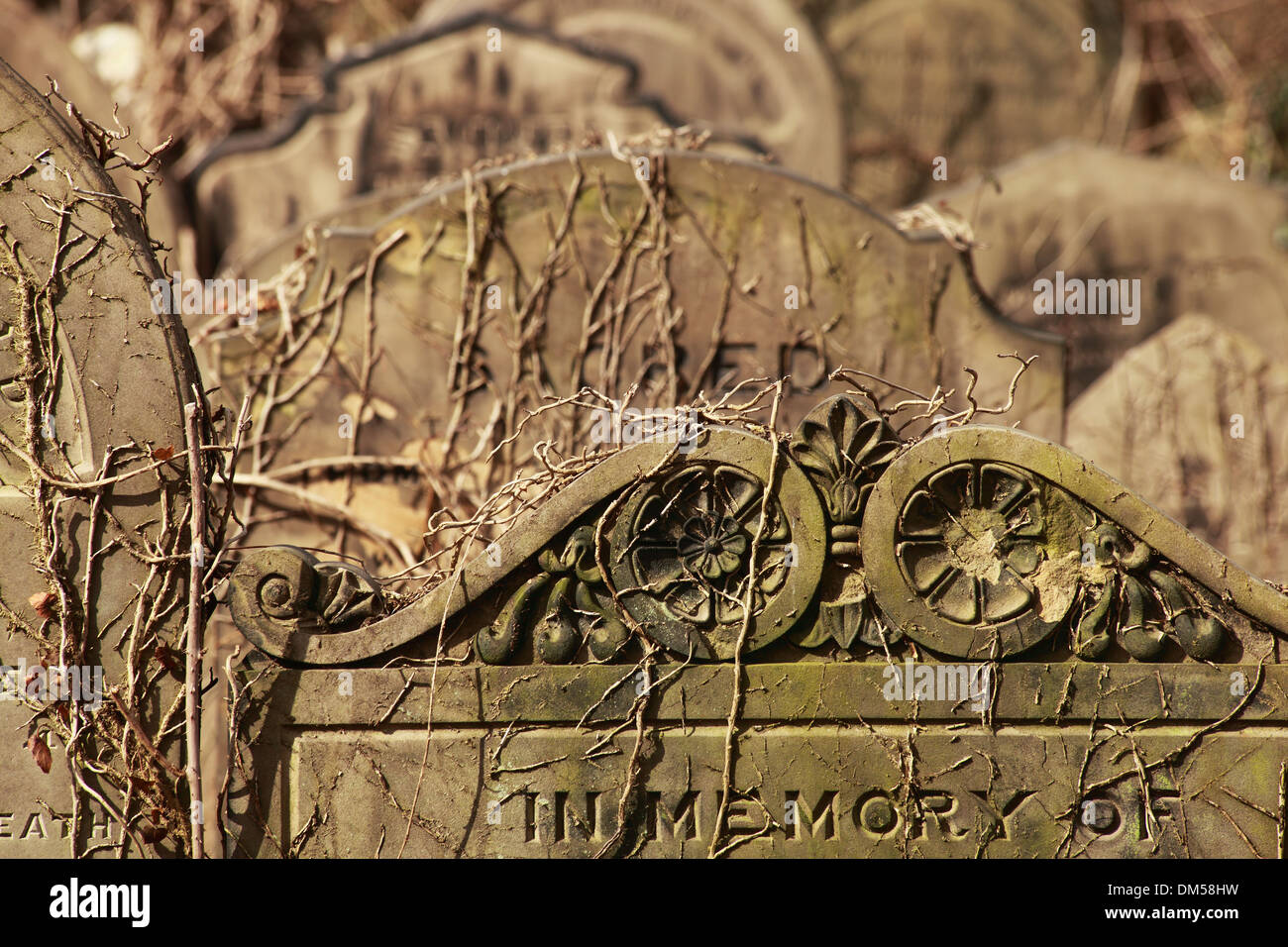 Lapide con la parola 'in memoria dell' presso il Cimitero di York Foto Stock