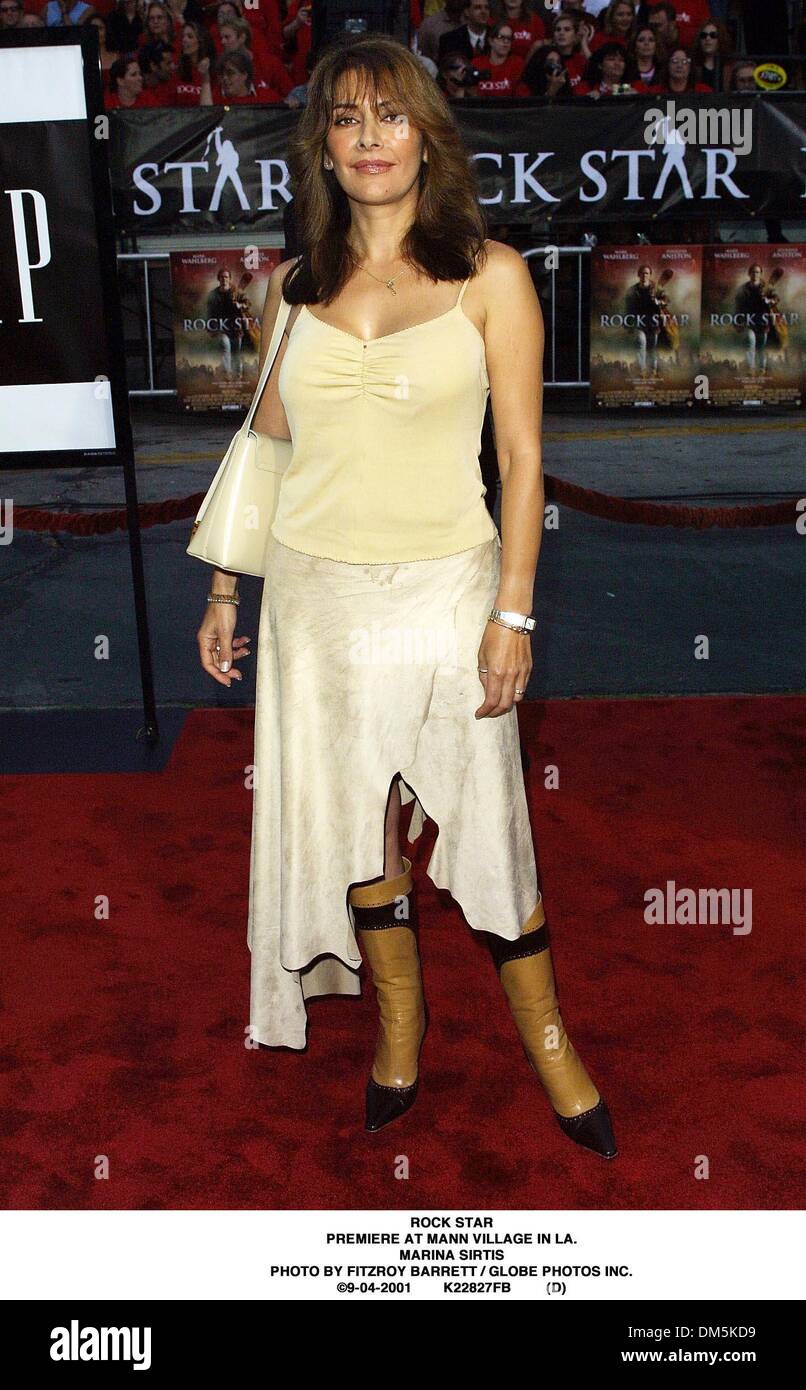 Sett. 4, 2001 - ROCK STAR.premiere al villaggio di Mann in LA..MARINA SIRTIS. FITZROY BARRETT / 9-04-2001 K22827FB (D)(Immagine di credito: © Globo foto/ZUMAPRESS.com) Foto Stock