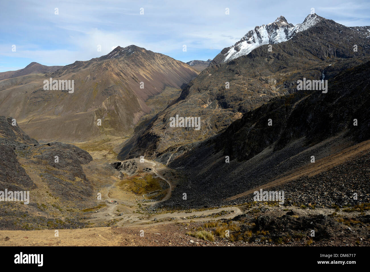 Paesaggio andino, Takesi pass Inca, Minas de San Francisco, Dipartimento di La Paz in Bolivia Foto Stock