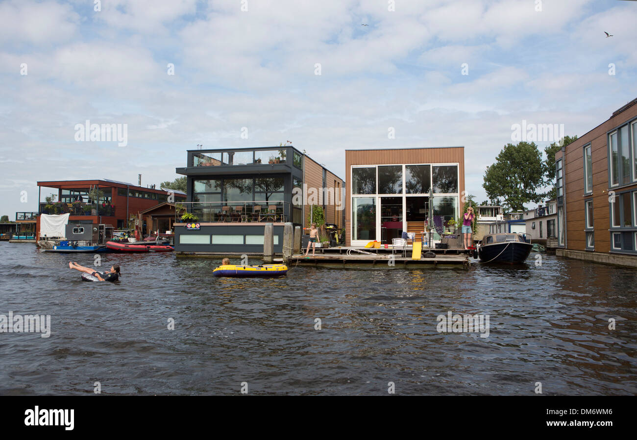 Case galleggianti in Amsterdam Foto Stock