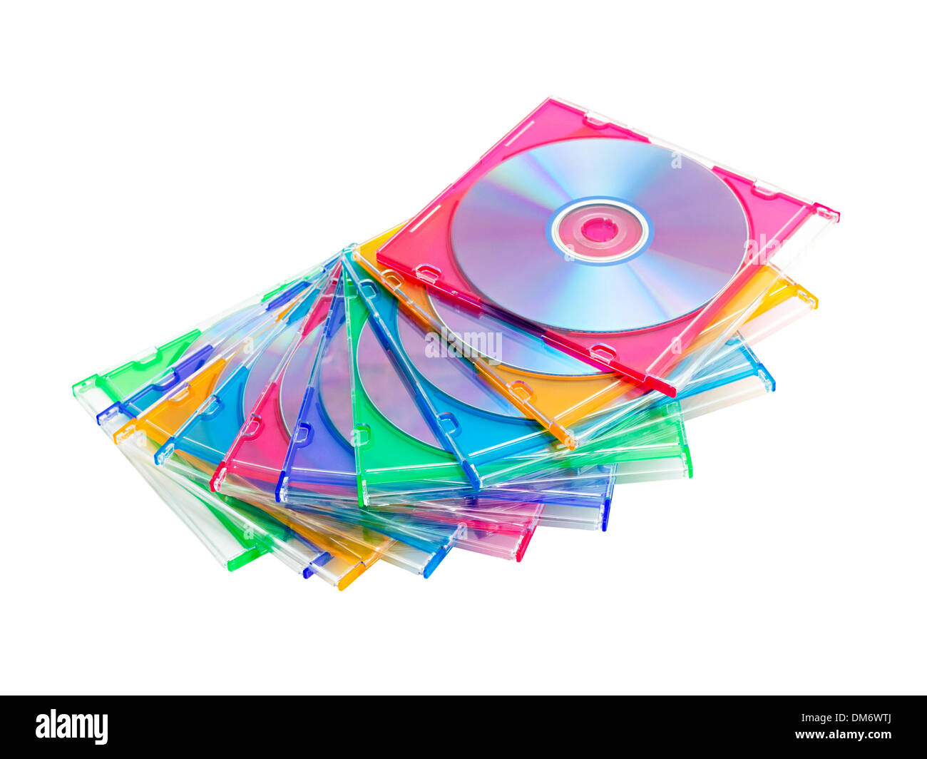 Una pila di DVD colorati in scatole isolate su sfondo bianco Foto Stock