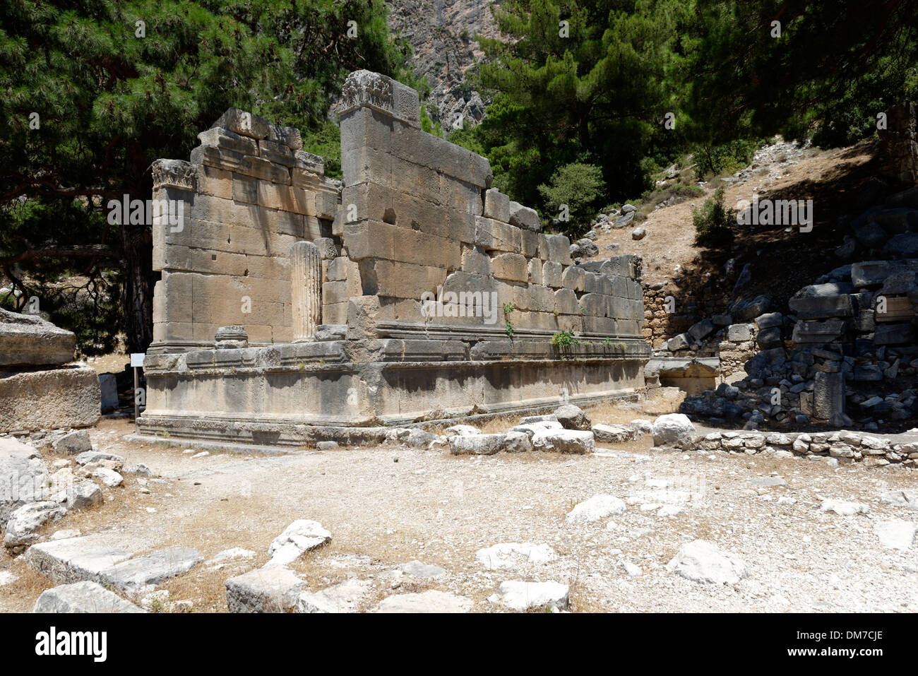 Le rovine di un tempio tipo grave presso la necropoli orientale all'antica città Lycian di Arykanda, nella Turchia meridionale. Foto Stock