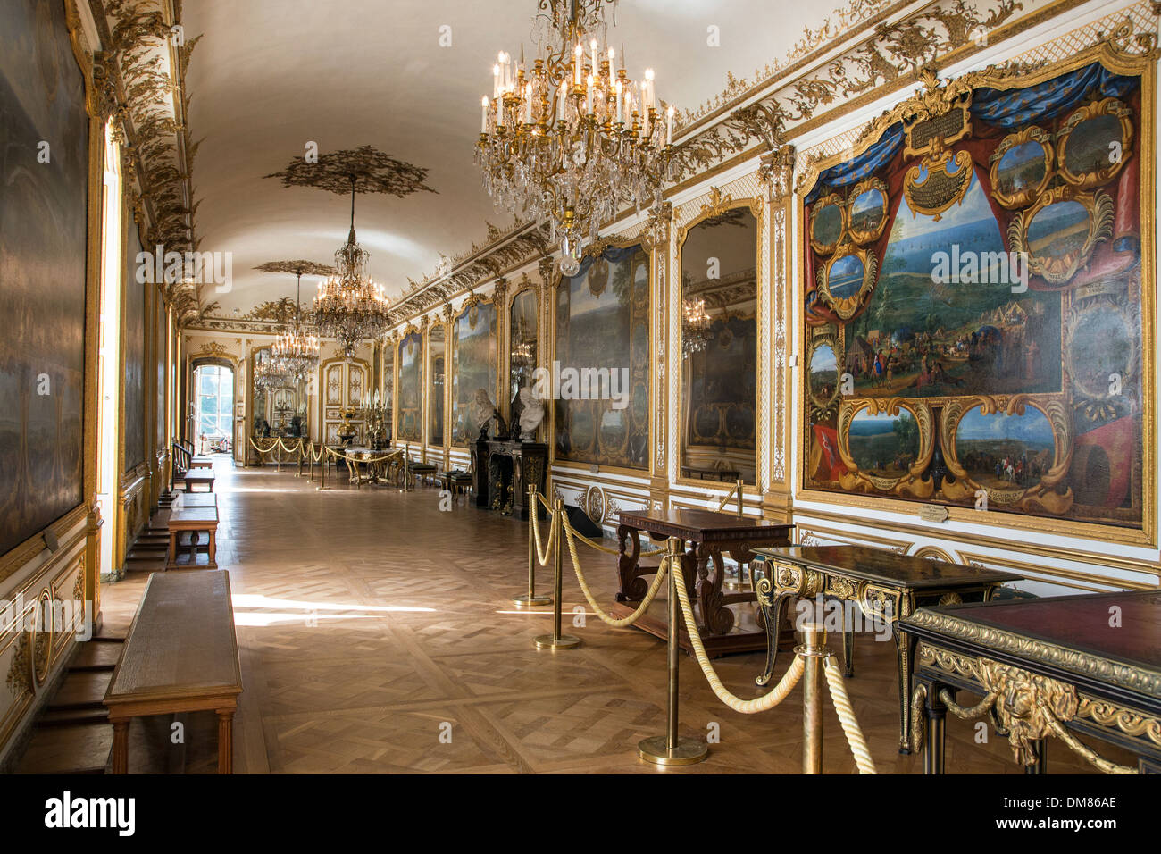 Galleria degli atti di Monsieur le Prince DU GRAND CONDE o la galleria delle battaglie dove 11 dipinti ripercorrendo il principe sono i contatti principali azioni militari sono esposti i grandi appartamenti nello Chateau de Chantilly, OISE (60), Francia Foto Stock