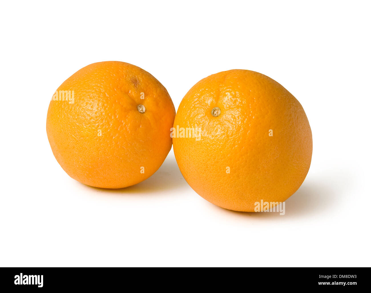 Due arance su sfondo bianco Foto Stock