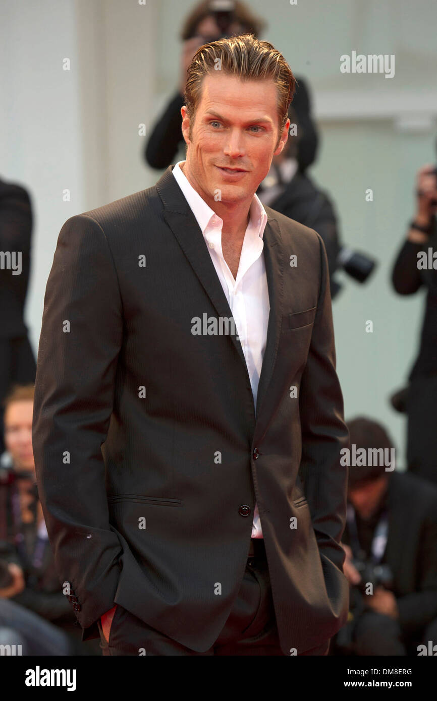 Jason Lewis a 69Festival del Cinema di Venezia - "Apres Mai' - Premiere Venezia Italia - 03.09.12 Foto Stock