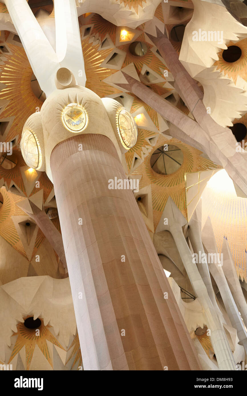 Basilica de la sagrada familia immagini e fotografie stock ad alta risoluzione