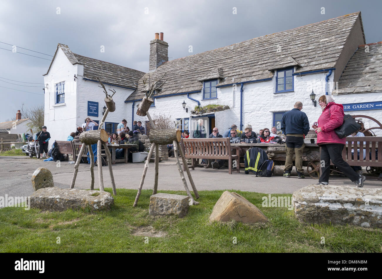 La squadra e compasso pub di Worth Matravers vicino a Swanage sull'Isola di Purbeck, Dorset, England, Regno Unito Foto Stock