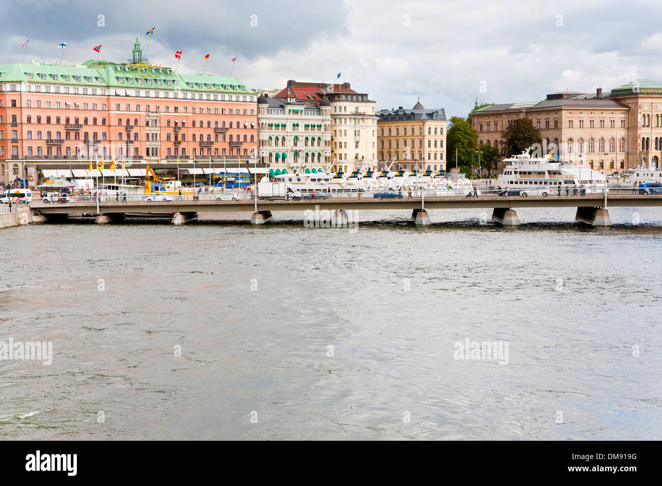 Vista del waterfront e il Grand Hotel di Stoccolma Foto Stock
