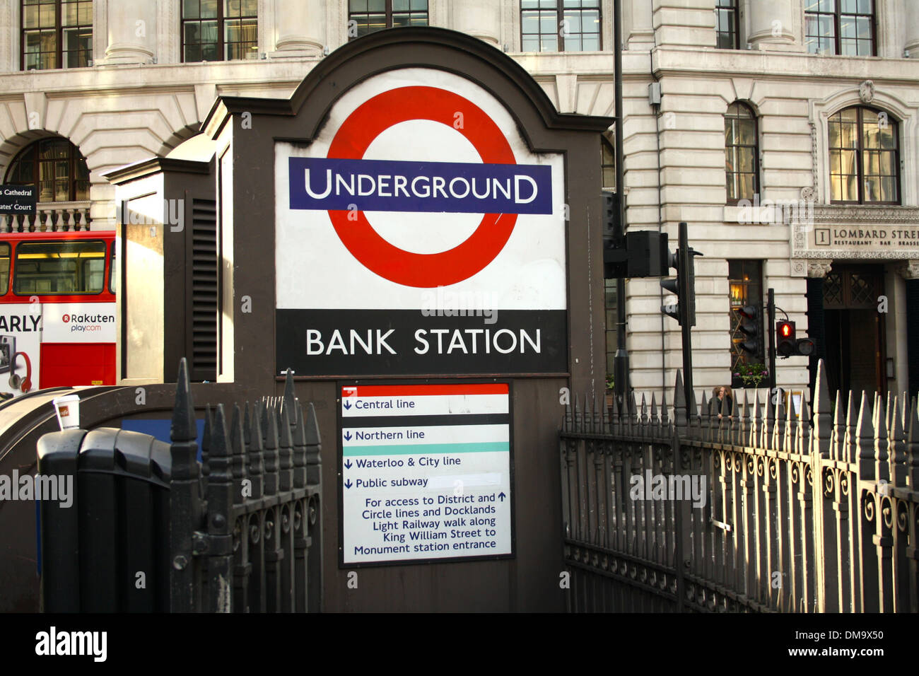 Stazione della metropolitana di Bank, London REGNO UNITO Foto Stock