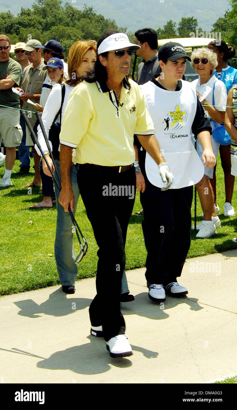 1 luglio 2002 - Ojai, CALIFORNIA, STATI UNITI D'AMERICA - Alice Cooper..CELEBRITY foro-in-un torneo di golf.PRESENTATO DA LEXUS & beneficiando Motion Picture e fondo di televisione.A OJAI VALLEY INN AND SPA, OJAI, ca.30 GIUGNO 2002. NINA PROMMER/ 2002 K25455NP(Immagine di credito: © Globo foto/ZUMAPRESS.com) Foto Stock