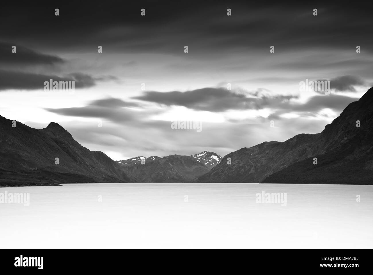 Lago Russvatnet, parco nazionale di Jotunheimen, Norvegia Foto Stock