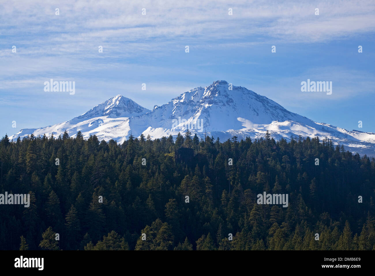 Il nord e il centro delle Sorelle Picchi in Oregon Cascades, vicino alle sorelle, Oregon Foto Stock