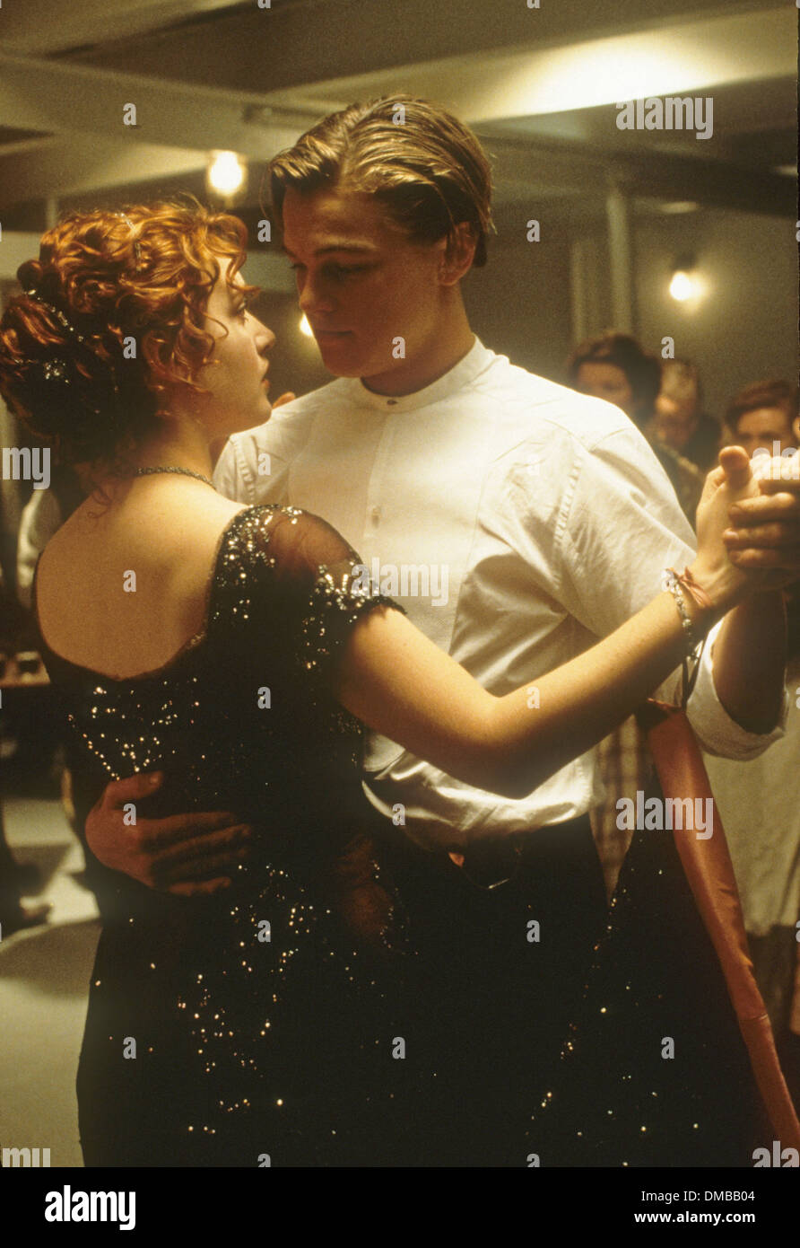 TITANIC 1997 Twentieth Century Fox Film con Kate Winslet e Leonardo Di Caprio Foto Stock