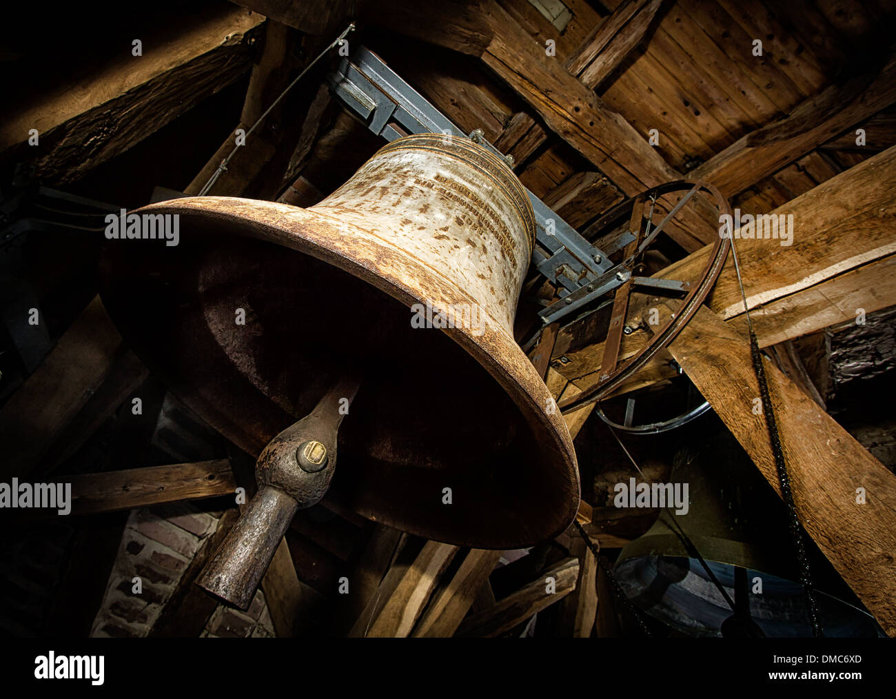 Vecchia chiesa campana Foto Stock