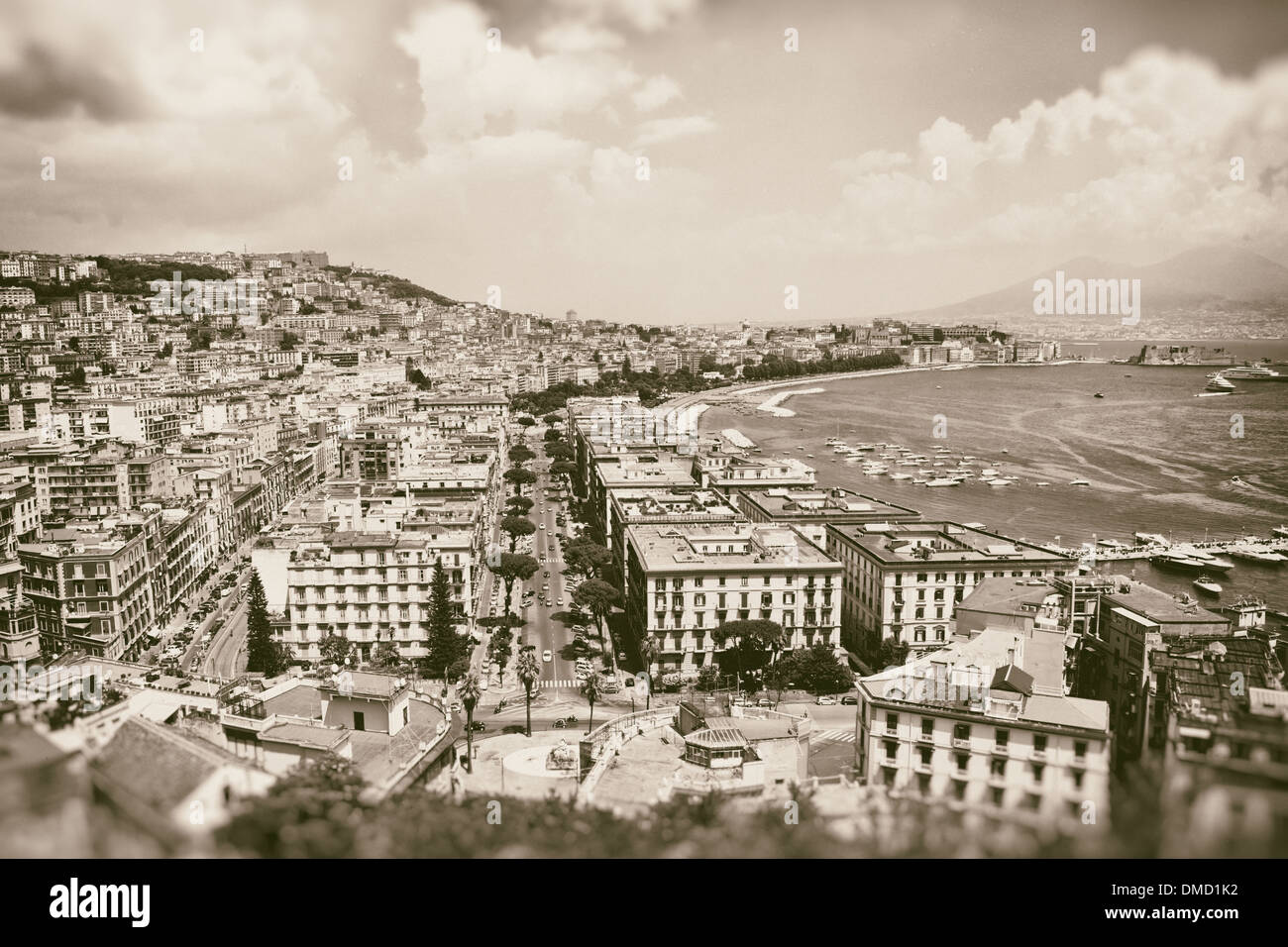 Annata migliore vista del golfo di Napoli e sulla vecchia carta Foto Stock