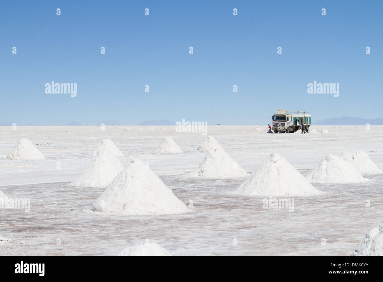 Il sale che impoveriscono vicino a Colchani, Bolivia (Salar de Uyuni) Foto Stock