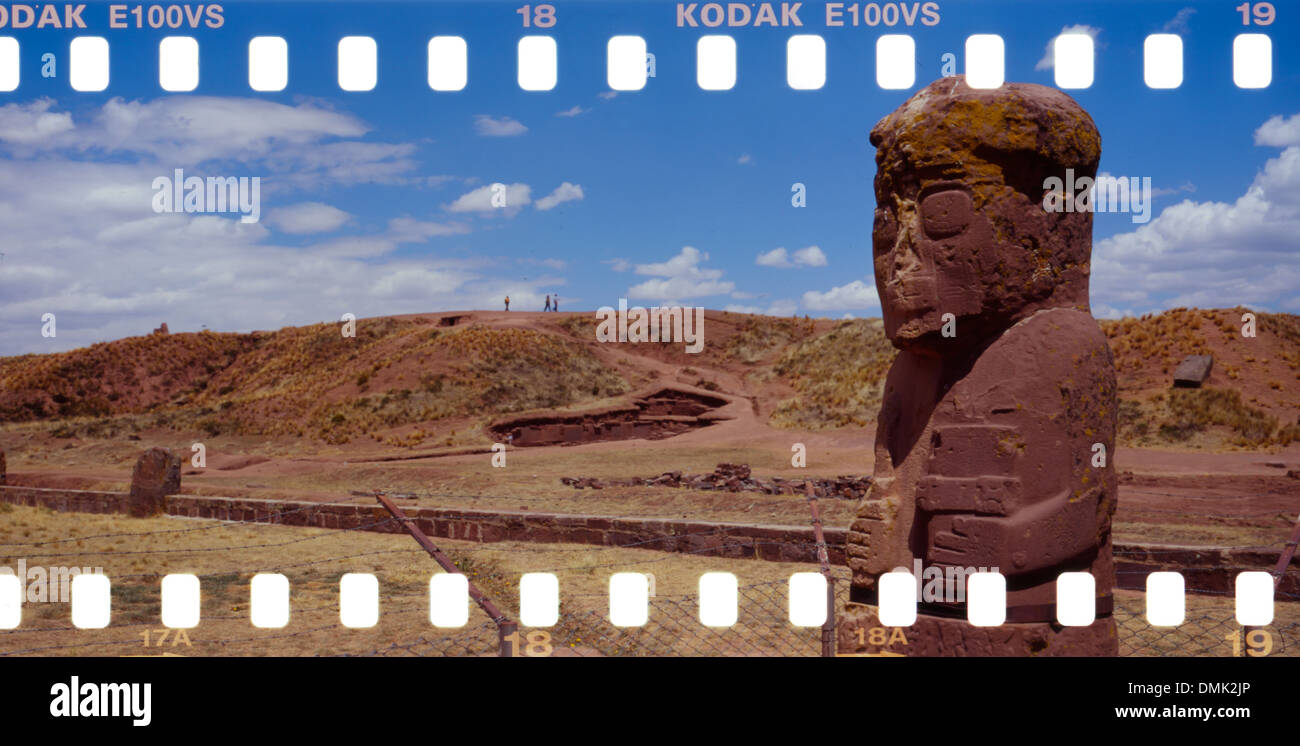 Statua antropomorfa DELLA CITTÀ DEL SOLE, sito archeologico di Tiwanaku, PRE-civiltà inca che ha dominato la metà delle Ande Centrali tra il 5TH e undicesimo secoli, provincia INGAVI, dipartimento di La Paz, Bolivia, SUD AMERICA Foto Stock