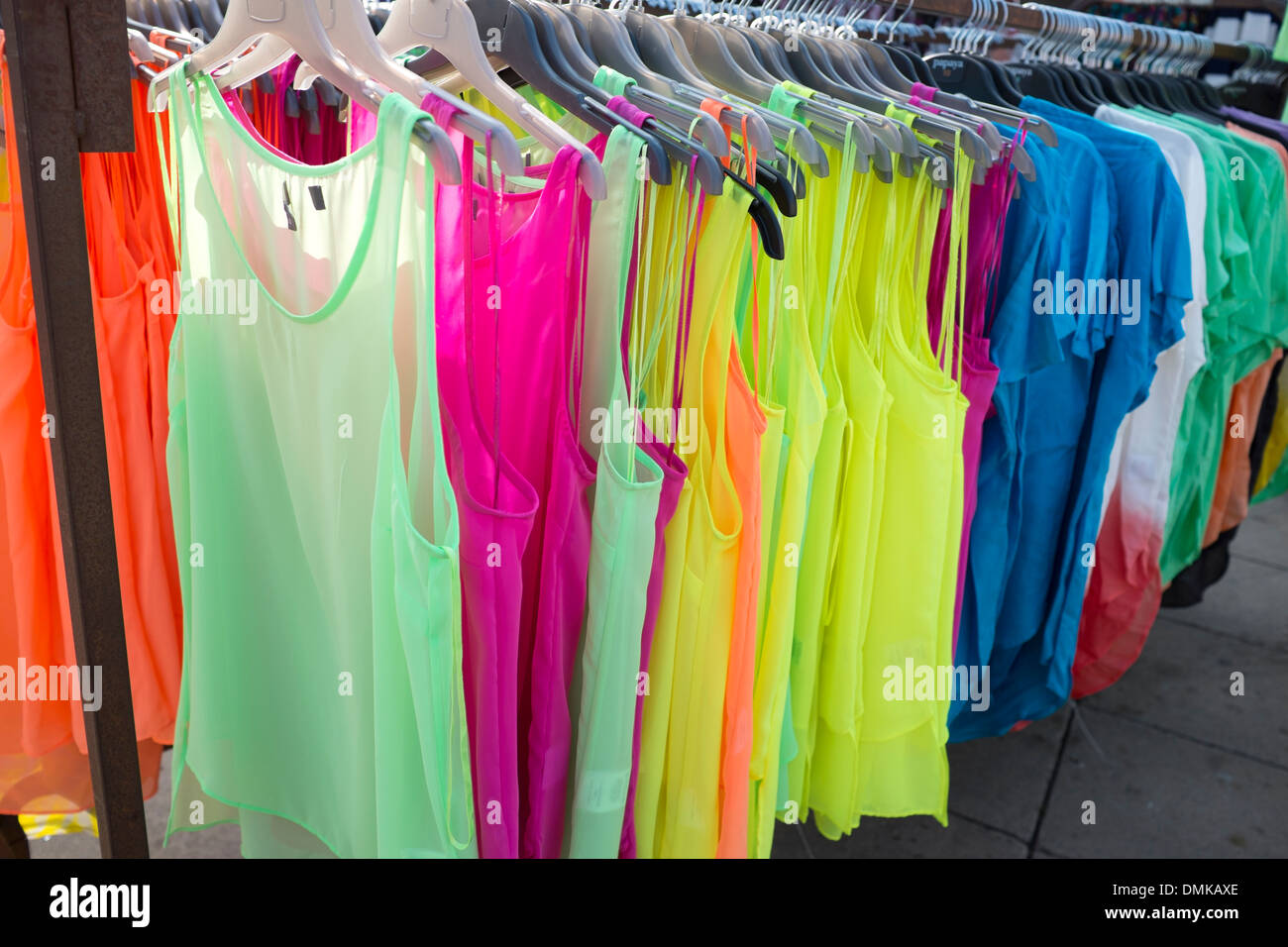 Vivacemente colorato womens tops bluse rampa d'estate Foto Stock