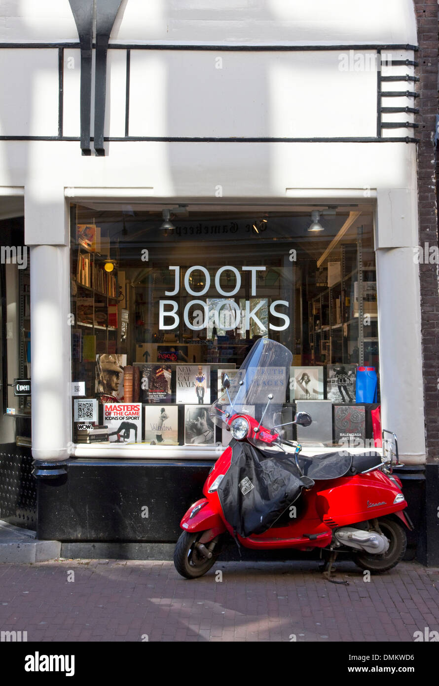 Libri Joot bookshop (specializzata nell'antiquario, arte, design, fotografia), Hartenstraat, centro di Amsterdam, Paesi Bassi Foto Stock