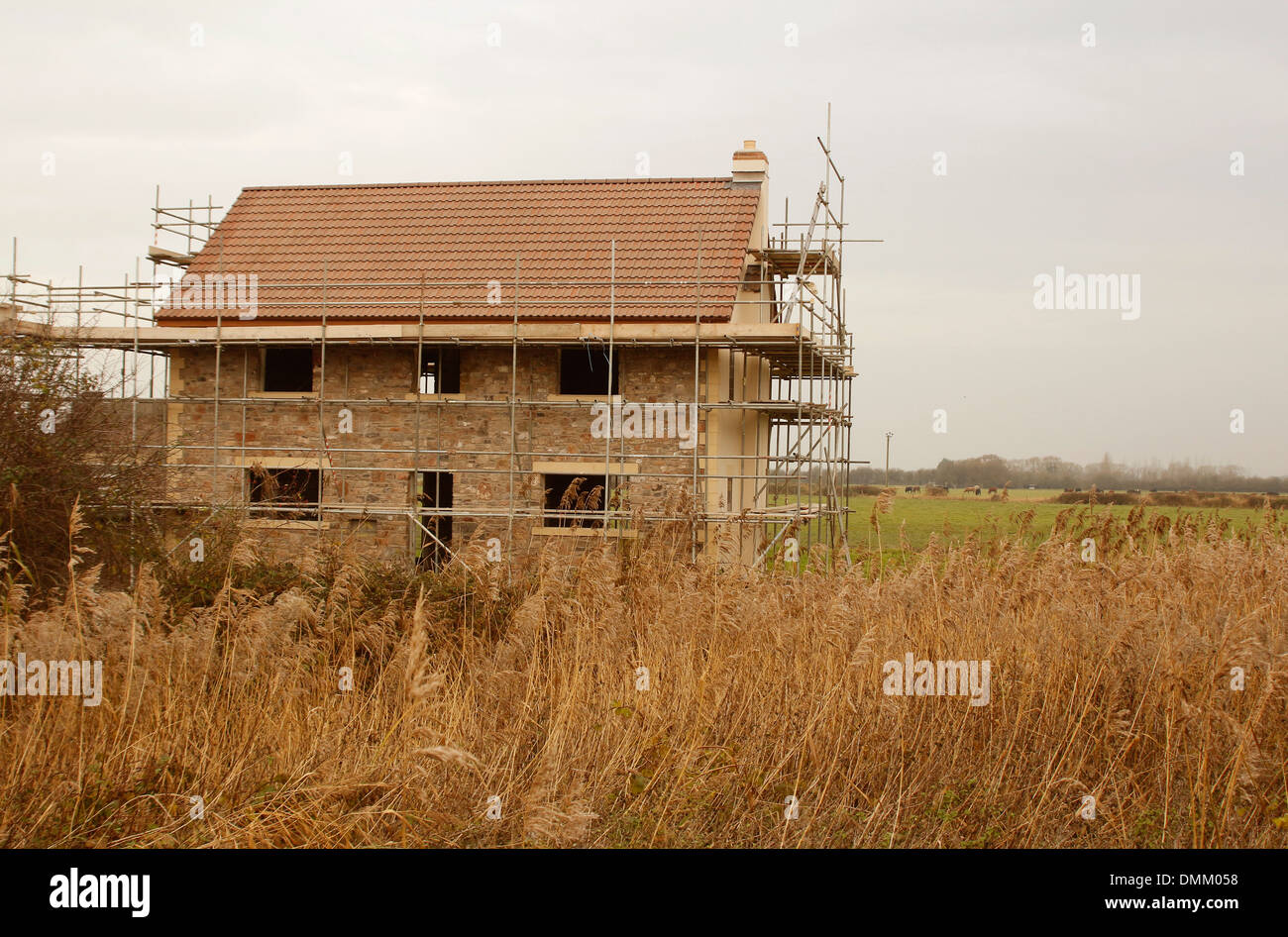 Dicembre 2014 - Nuova casa in costruzione in una posizione rurale vicino a Sandford in Somerset, Inghilterra, Regno Unito, Foto Stock