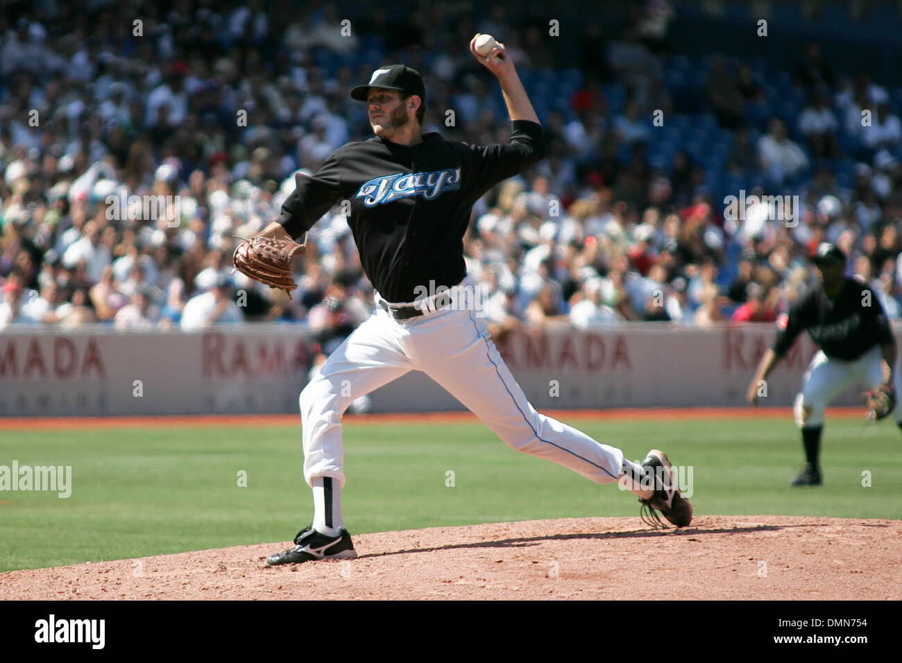 6 Settembre 2009: Blue Jays a partire lanciatore Brian Tallet (56) beccheggio durante il Blue Jays 14-8 vittoria su gli Yankees presso il Rogers Centre di Toronto, Ontario. (Credito Immagine: © Southcreek globale/ZUMApress.com) Foto Stock