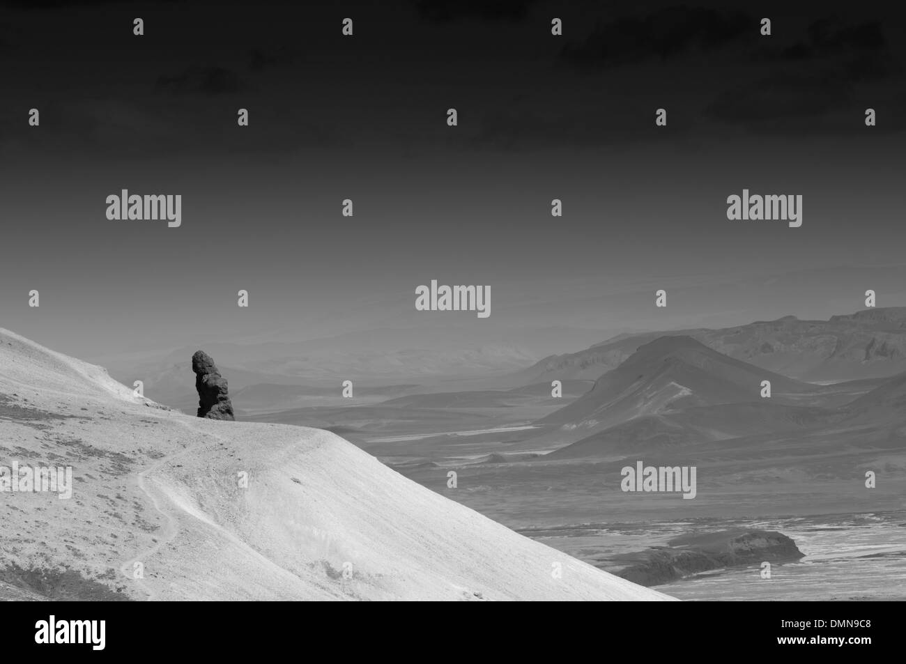 Brullo paesaggio vulcanico sul modo da Skogar a Landmannalaugar, Islanda, Europa Foto Stock