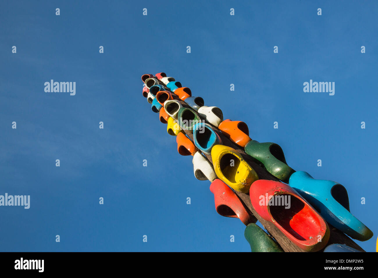 Paesi Bassi, Ankeveen, illustrazione fatta di zoccoli di legno Foto Stock