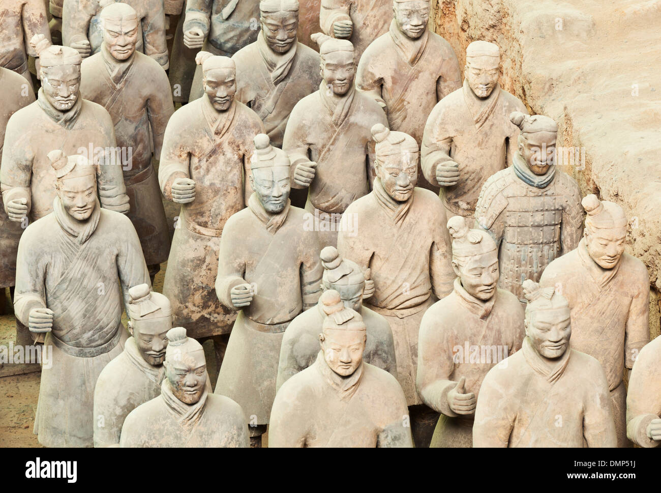 Le figure dei Guerrieri di Terracotta Army buca numero 1, Xian, Provincia di Shaanxi, PRC Repubblica Popolare di Cina e Asia Foto Stock