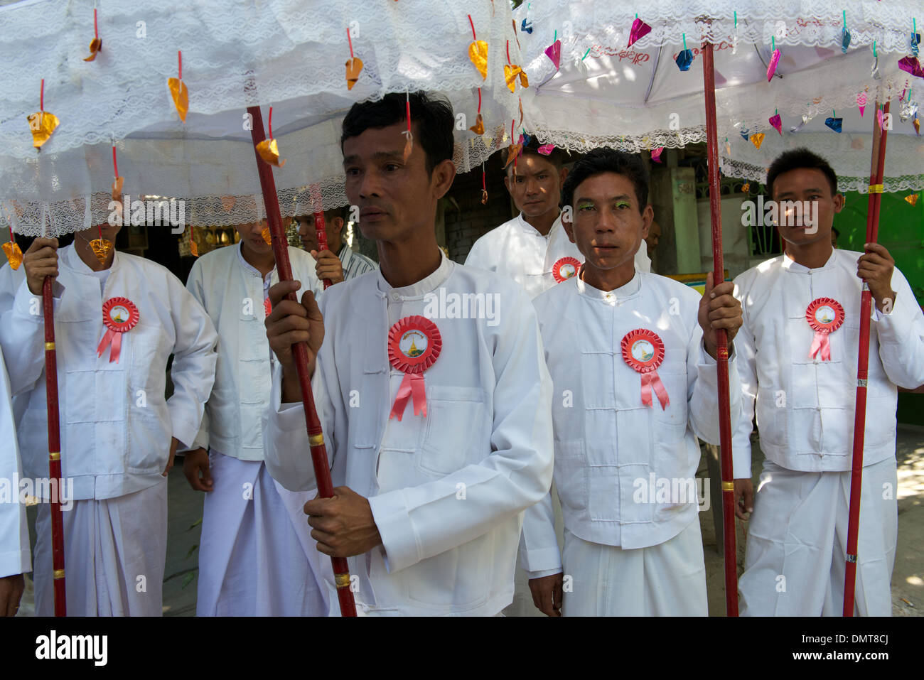 Monaco cerimonia di iniziazione. Amarapura, Mandalay Birmania. Foto Stock