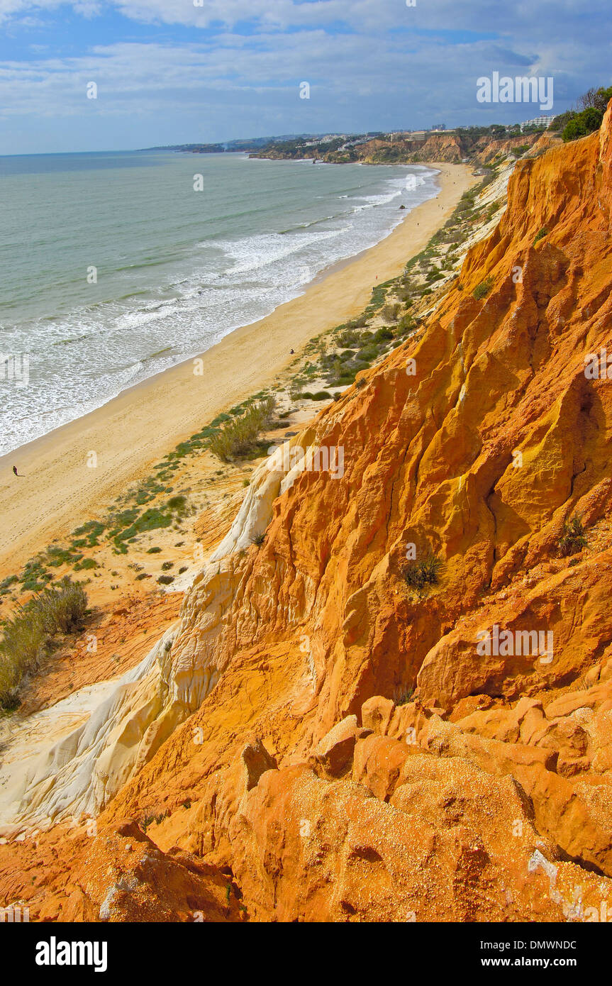 Spiaggia di falesia, Praia da Falesia, Vilamoura, Algarve, PORTOGALLO Foto Stock