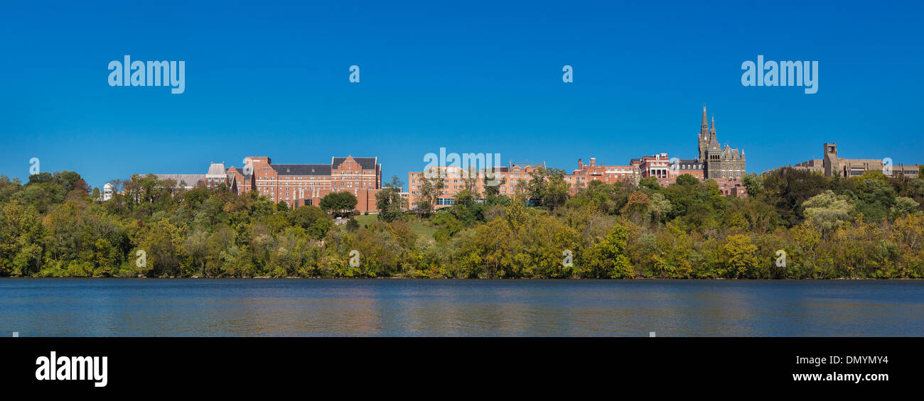 WASHINGTON, DC, Stati Uniti d'America - Vista panoramica della Georgetown University campus sul Fiume Potomac. Foto Stock