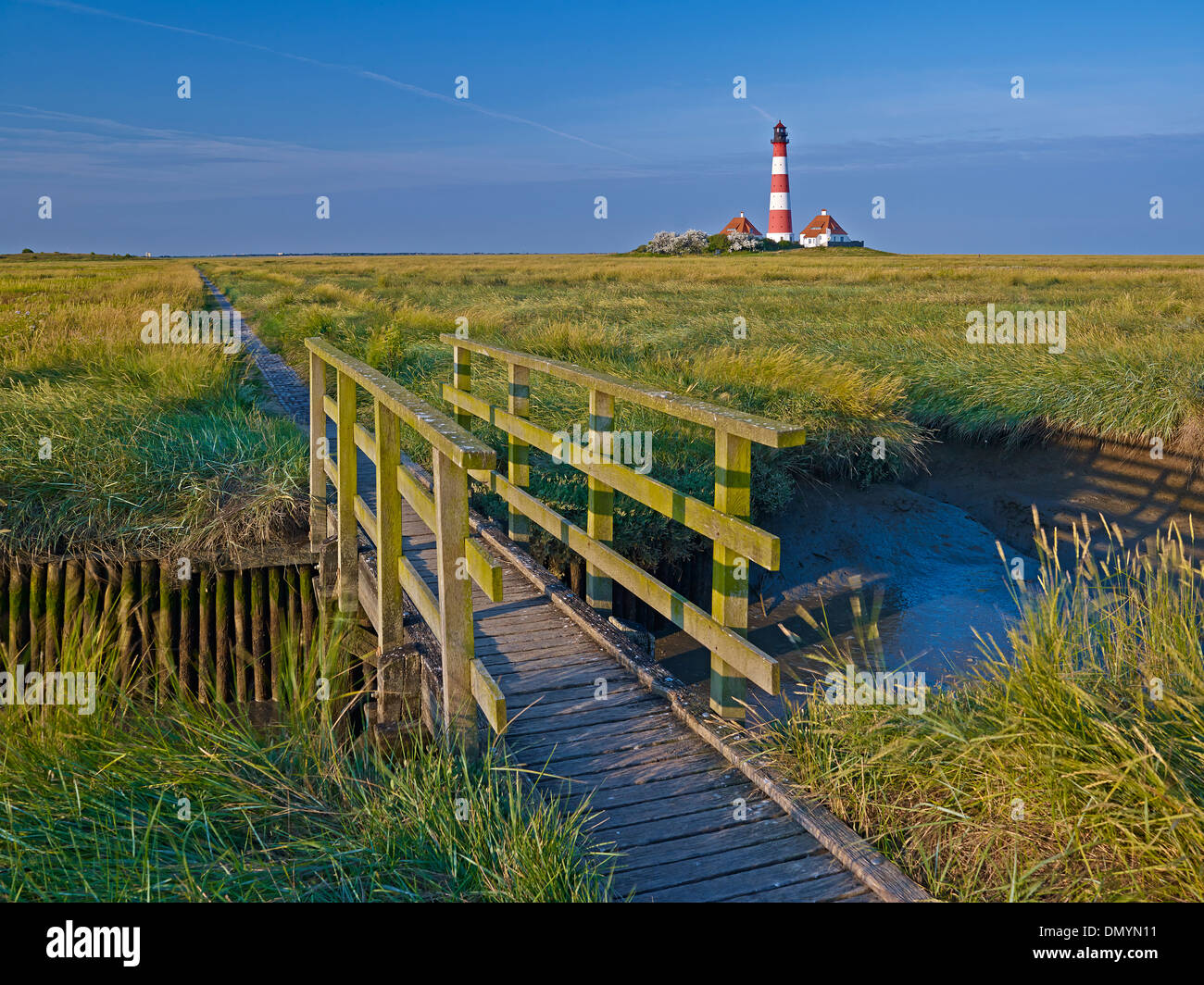 Faro Westerheversand, penisola di Eiderstedt, Frisia settentrionale, Schleswig-Holstein, Germania Foto Stock