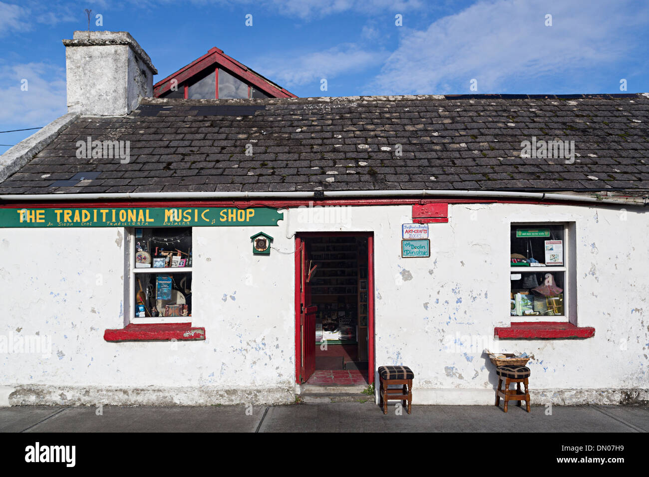 Musica tradizionale shop, Doolin, Co. Clare, Irlanda Foto Stock