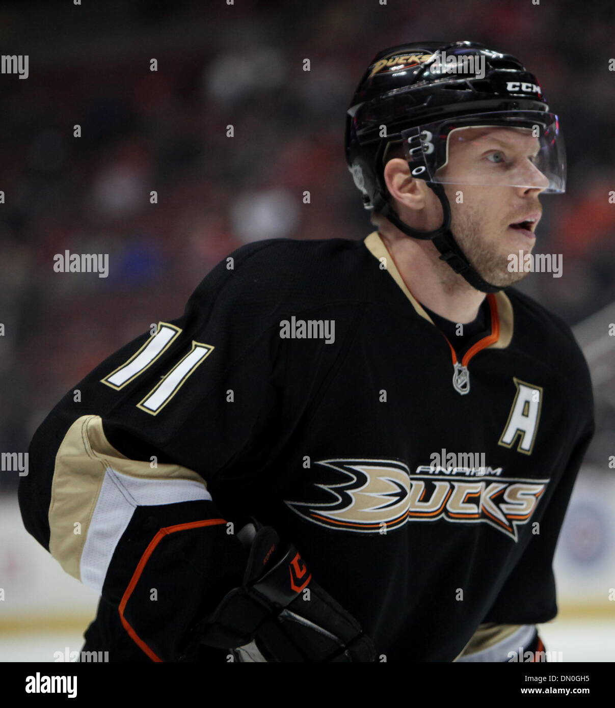 Feb 10, 2010 - Anaheim, California, Stati Uniti d'America - Anaheim Ducks center aku Koivu della Finlandia è raffigurato durante un NHL Hockey gioco contro i lubrificatori de Edmonton all'Honda Center. (Credito Immagine: © Mark Samala/ZUMA Press) Foto Stock