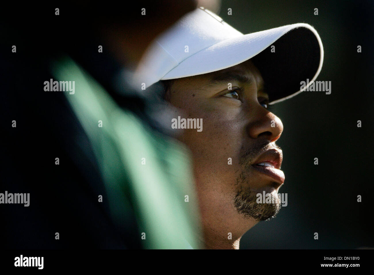 Jan 28, 2006; La Jolla, CA, Stati Uniti d'America; GOLF: Tiger Woods durante la Buick Invitational 2006. Credito: Foto di Sean M Haffey/San Diego raccordo T/ZUMA premere. (©) Copyright 2006 da San Diego raccordo T Foto Stock