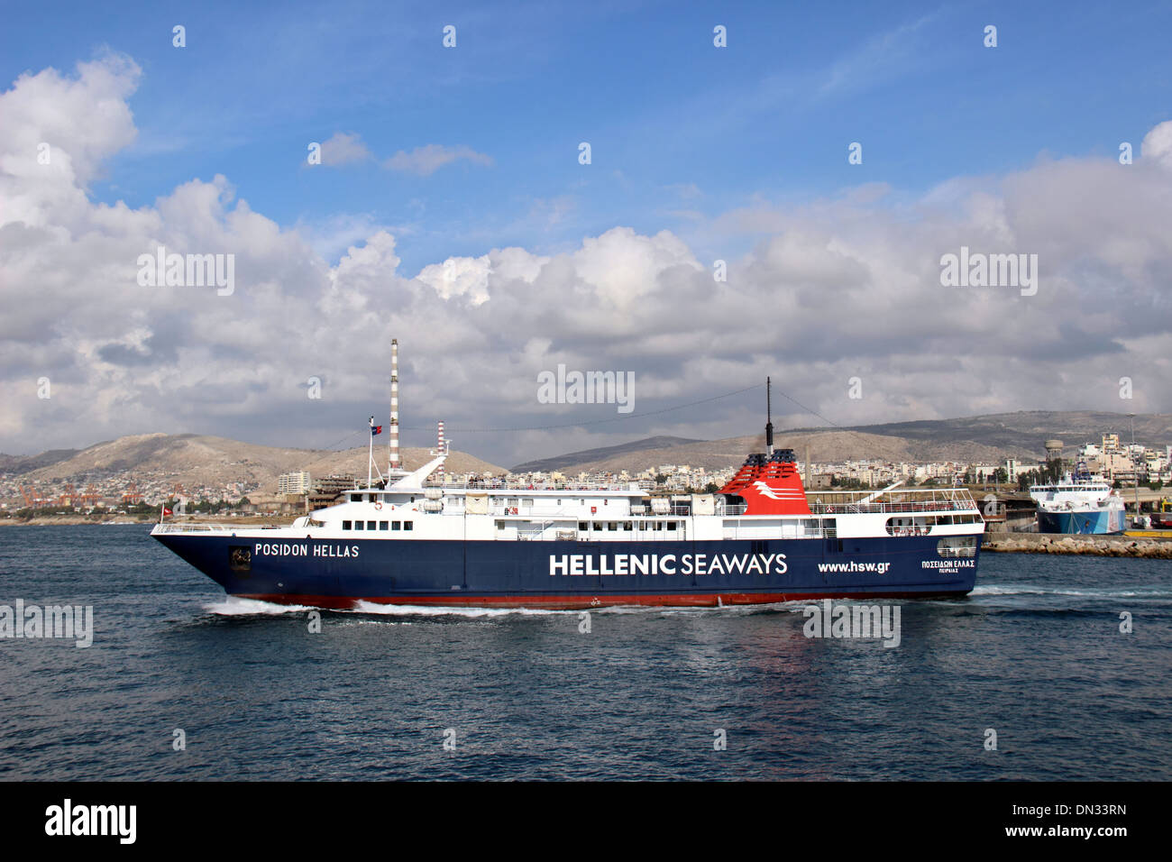 Hellenic Seaways traghetto nel porto del Pireo,Grecia,l'Europa Foto Stock