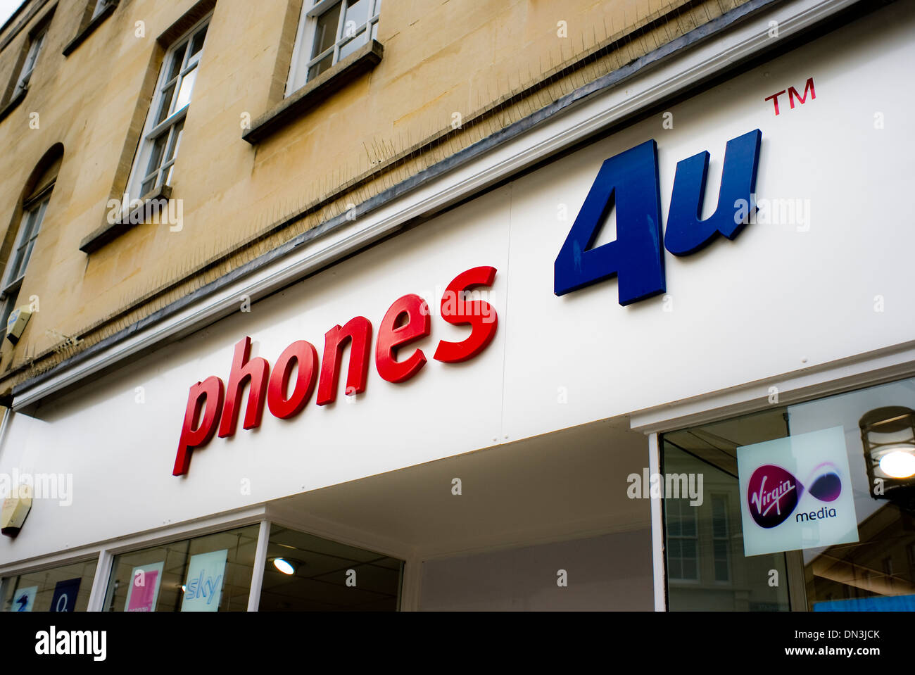 Ex telefoni 4U nome del negozio nella vasca da bagno Foto Stock