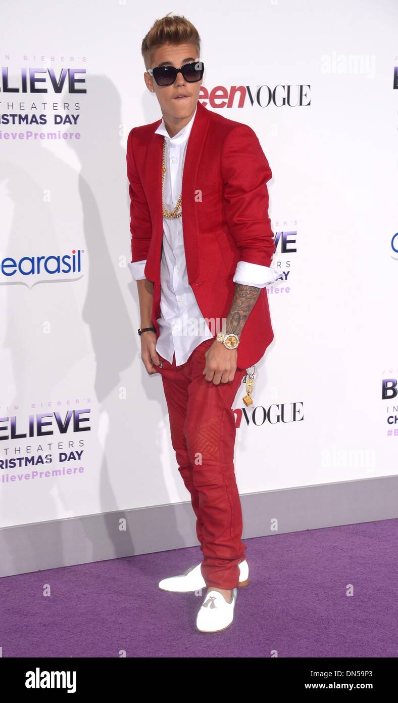 Los Angeles, California, USA. Xviii Dicembre 2013. Justin Bieber arriva a premiere per 'believe' a Los Angeles, CA 18 dicembre 2013 Credit: Sydney Alford/Alamy Live News Foto Stock