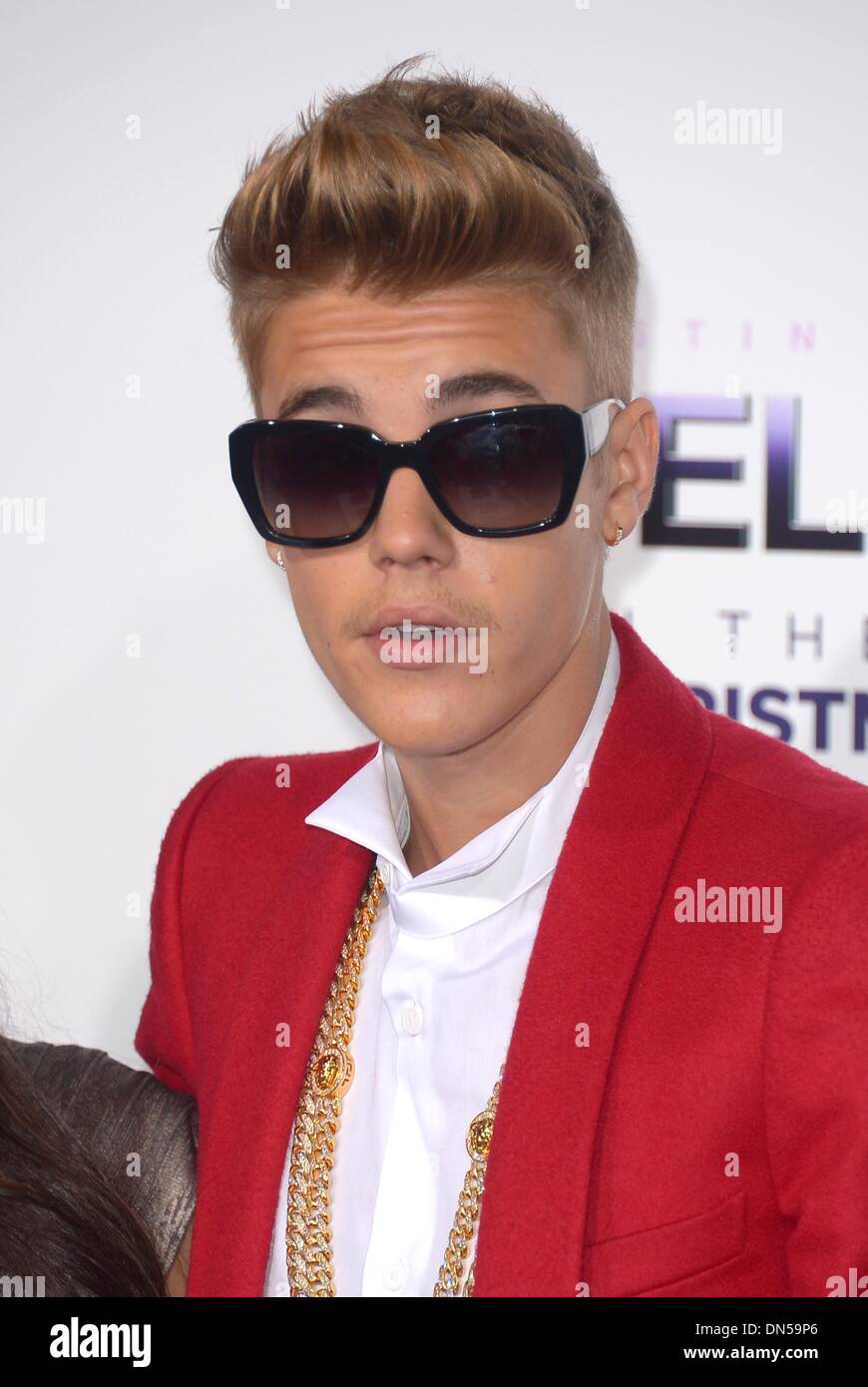Los Angeles, California, USA. Xviii Dicembre 2013. Justin Bieber arriva a premiere per 'believe' a Los Angeles, CA 18 dicembre 2013 Credit: Sydney Alford/Alamy Live News Foto Stock