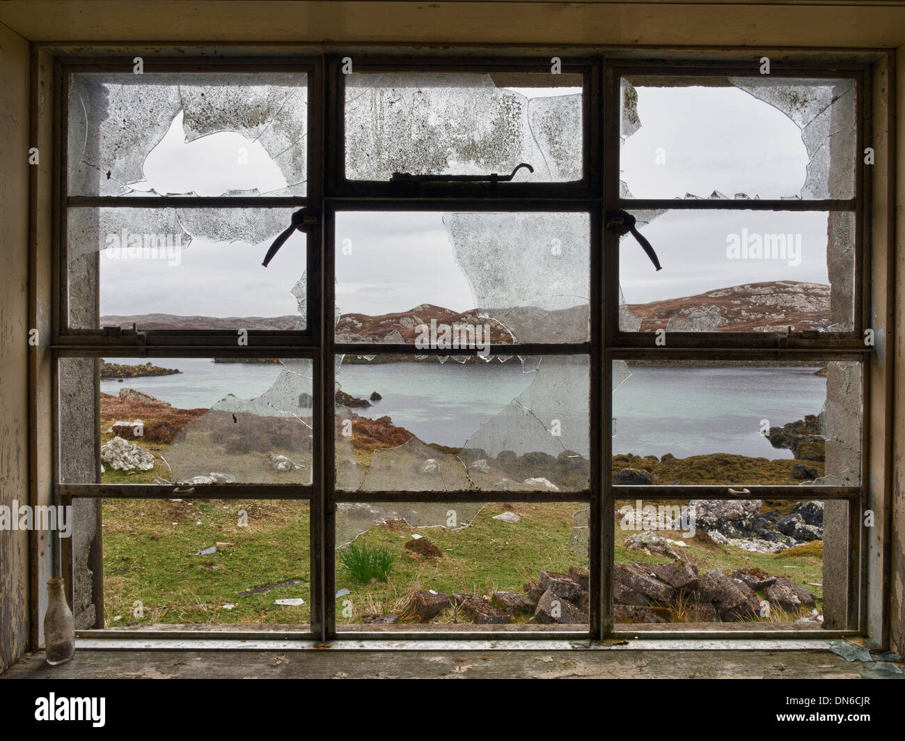 Rotture di vetri di finestre, Isle of Harris, Scozia Foto Stock