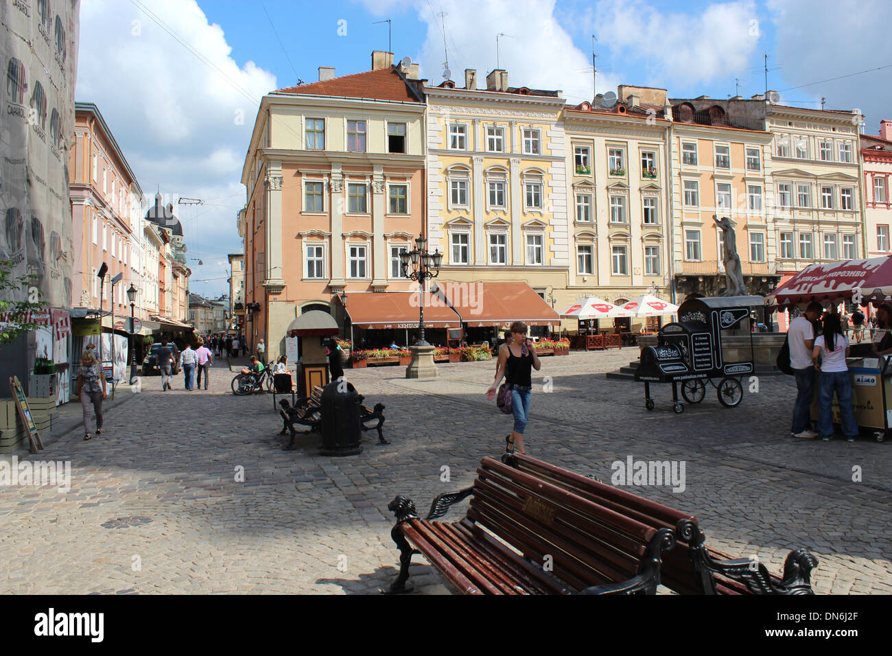 Grande i complessi architettonici nella parte centrale della città di Lvov Foto Stock