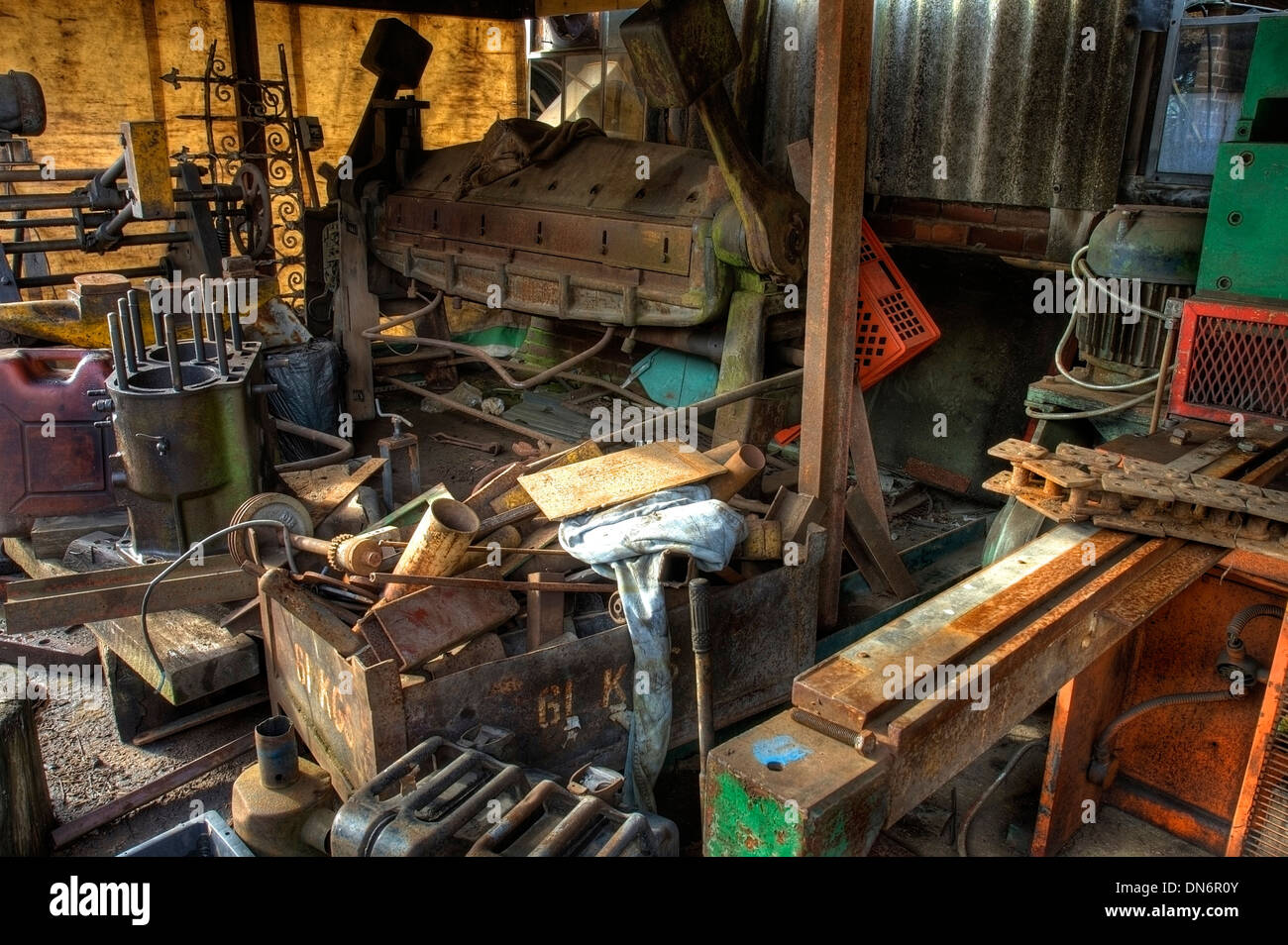 I rottami di macchinari, Worcestershire, Inghilterra. Foto Stock