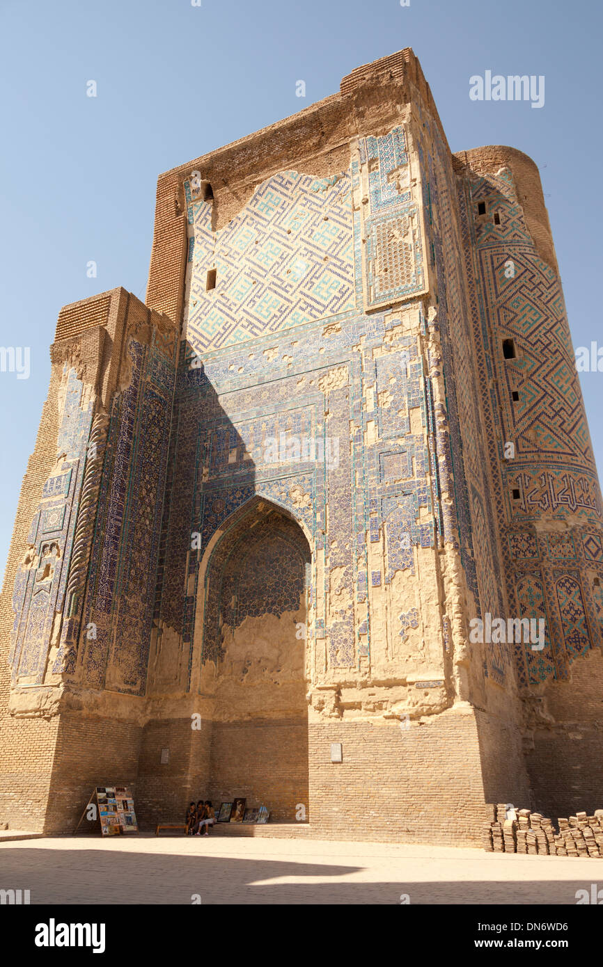 La parte di entrata a Ak Serai Palace, noto anche come Ak Sarai, Ak Saray e Palazzo Bianco, Shakhrisabz, Uzbekistan Foto Stock