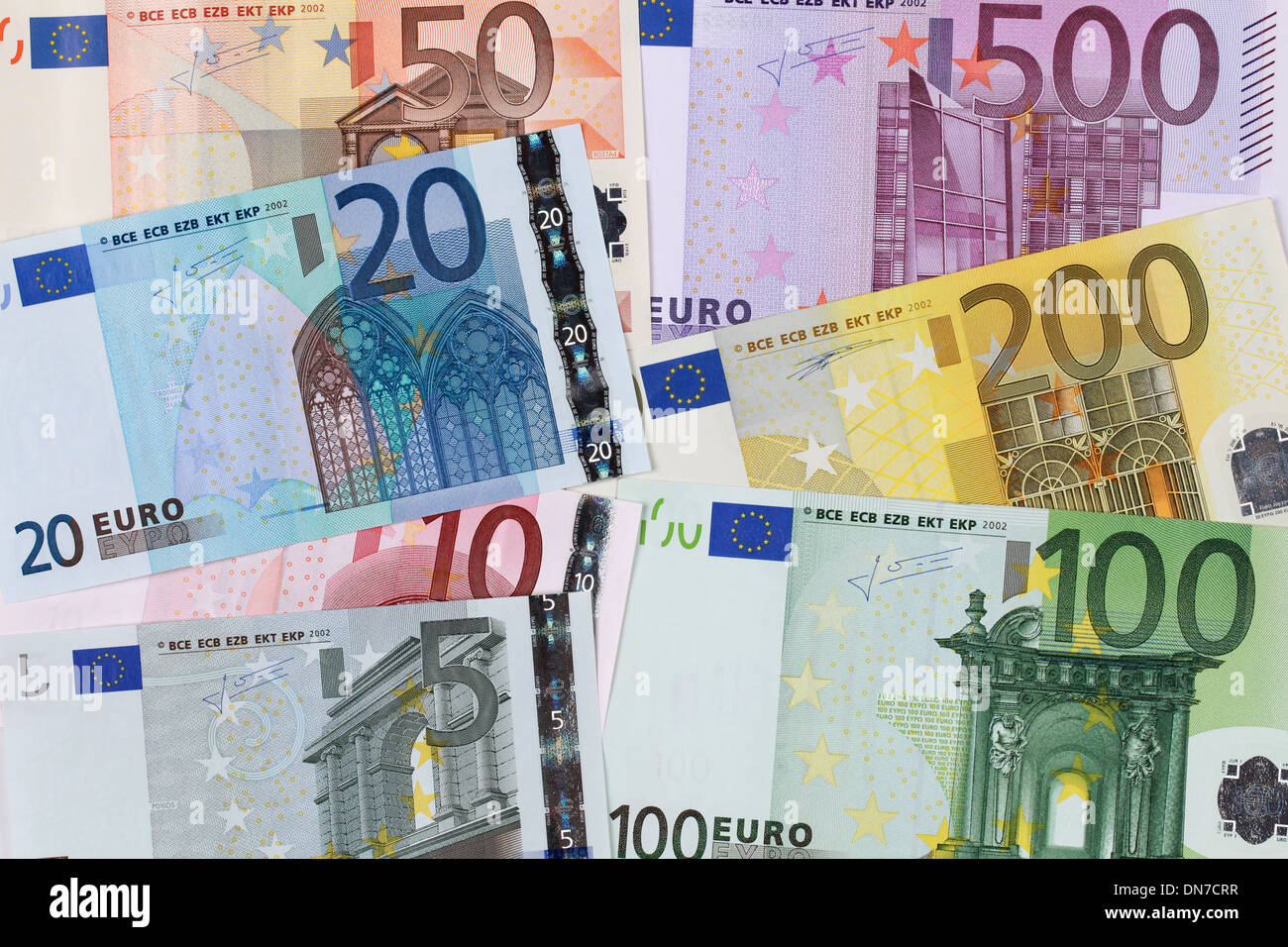 Tutti gli attuali banconote in euro formando uno sfondo Foto Stock