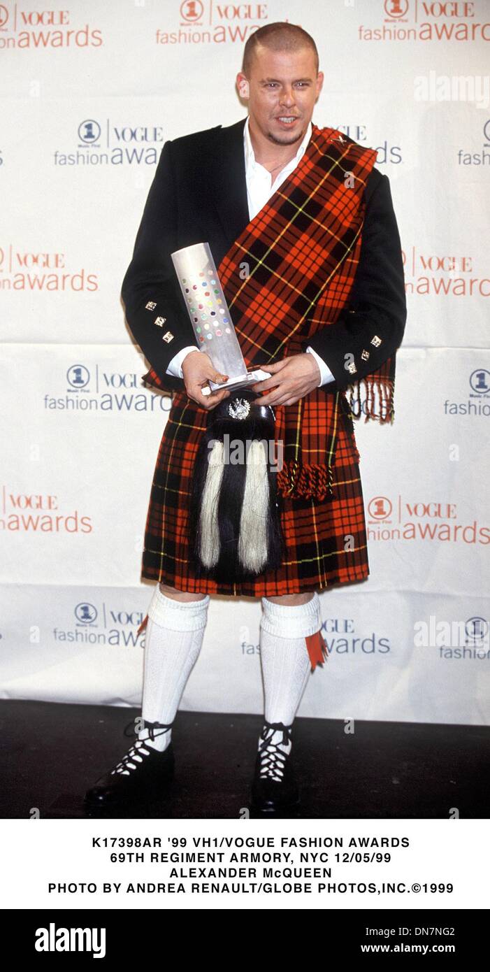 Dicembre 5, 1999 - K17398AR '99 VH1/Vogue Fashion AWARDS.69esimo reggimento ARMORY, NYC 12/05/99.ALEXANDER MCQUEEN. ANDREA RENAULT/ 1999(Credit Immagine: © Globo foto/ZUMAPRESS.com) Foto Stock