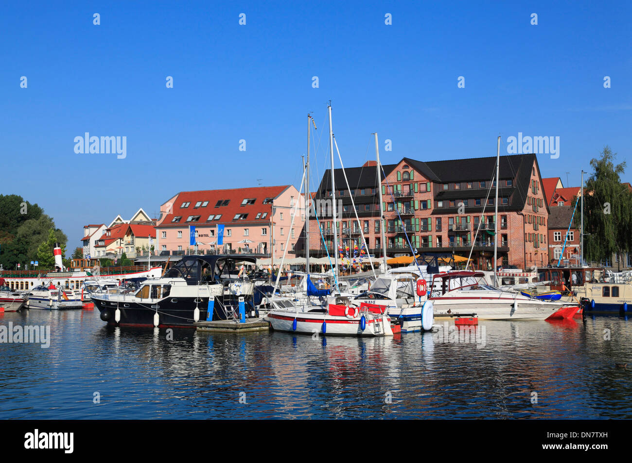 Waren, Lago Mueritz, porto, Mecklenburg laghi, Meclemburgo-Pomerania, Germania, Europa Foto Stock